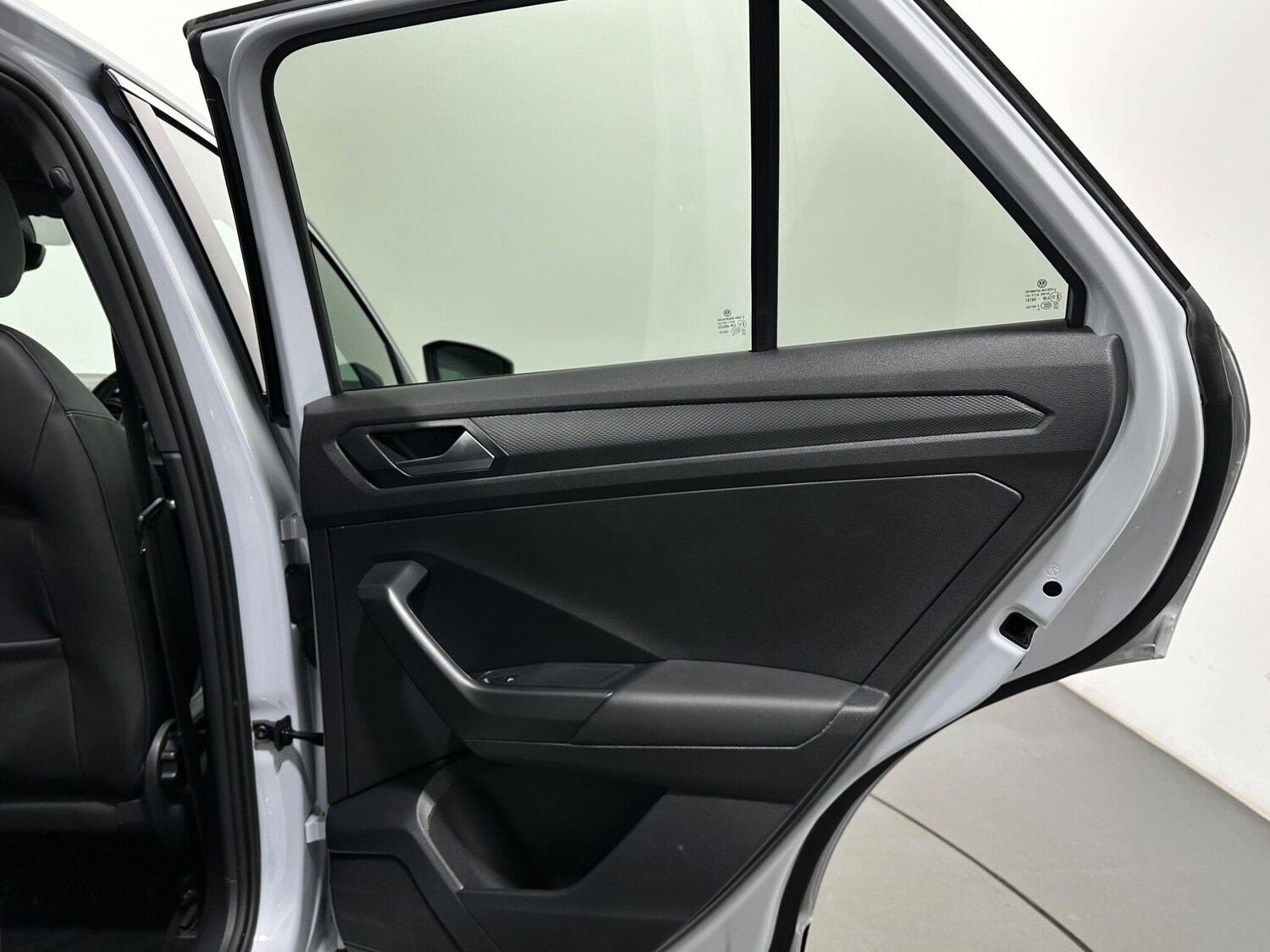 Used Volkswagen T-Roc for sale - 77709516: Photo 44