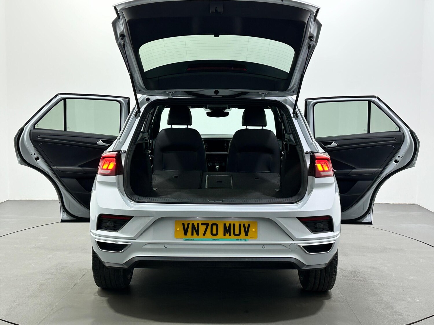 Used Volkswagen T-Roc for sale - 77709516: Photo 45