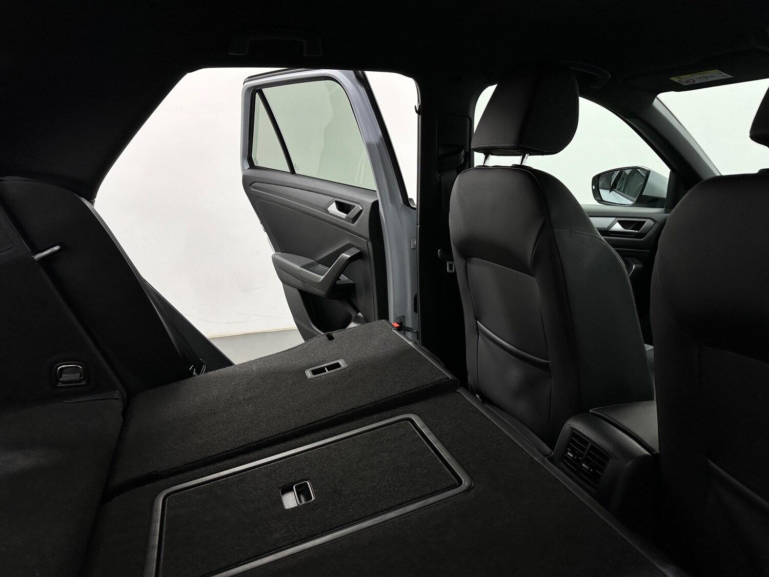 Used Volkswagen T-Roc for sale - 77709516: Photo 47