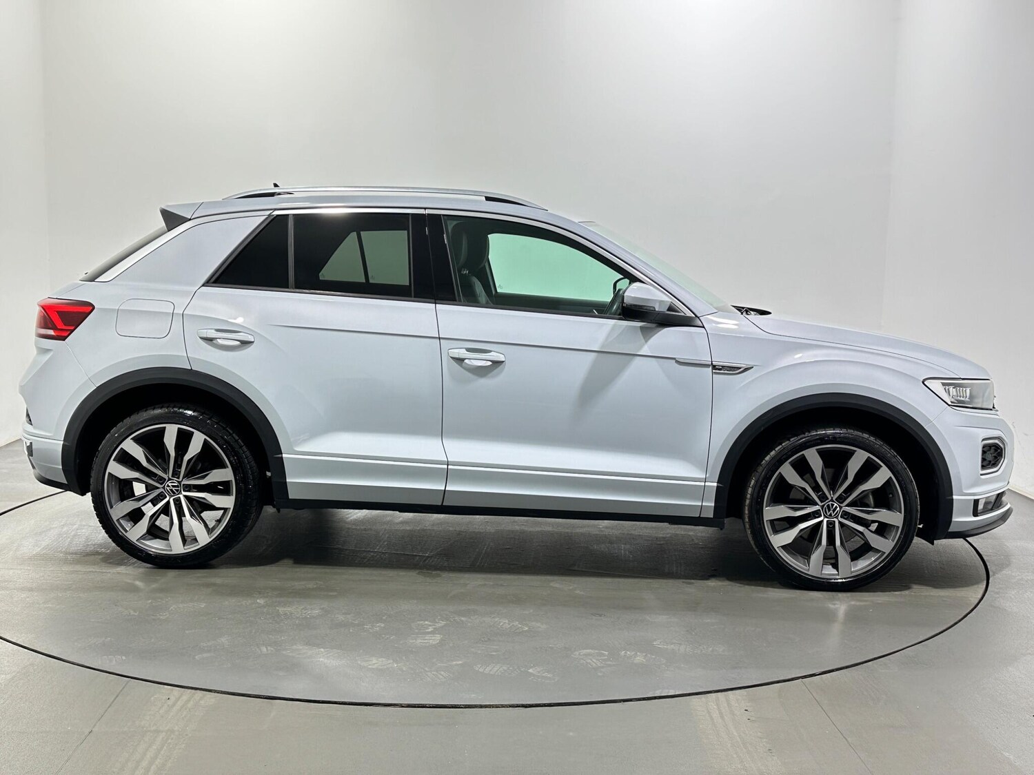 Used Volkswagen T-Roc for sale - 77709516: Photo 9