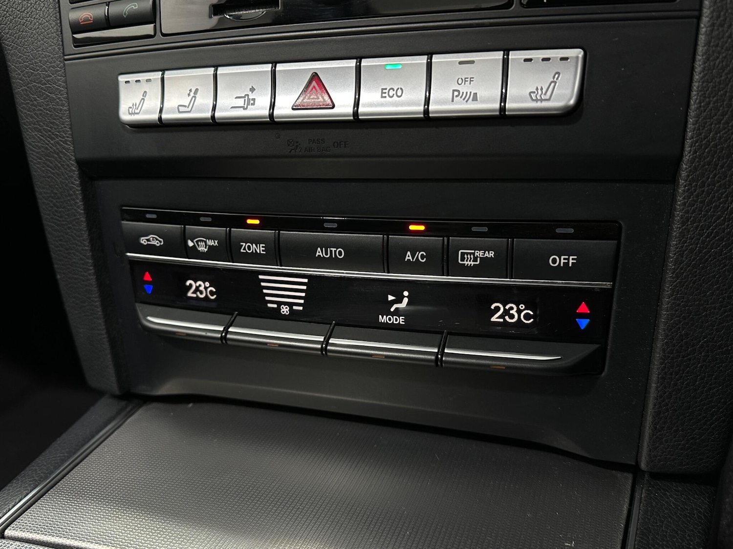 Used Mercedes-Benz E Class 2014 for sale - 76878876: Photo 20