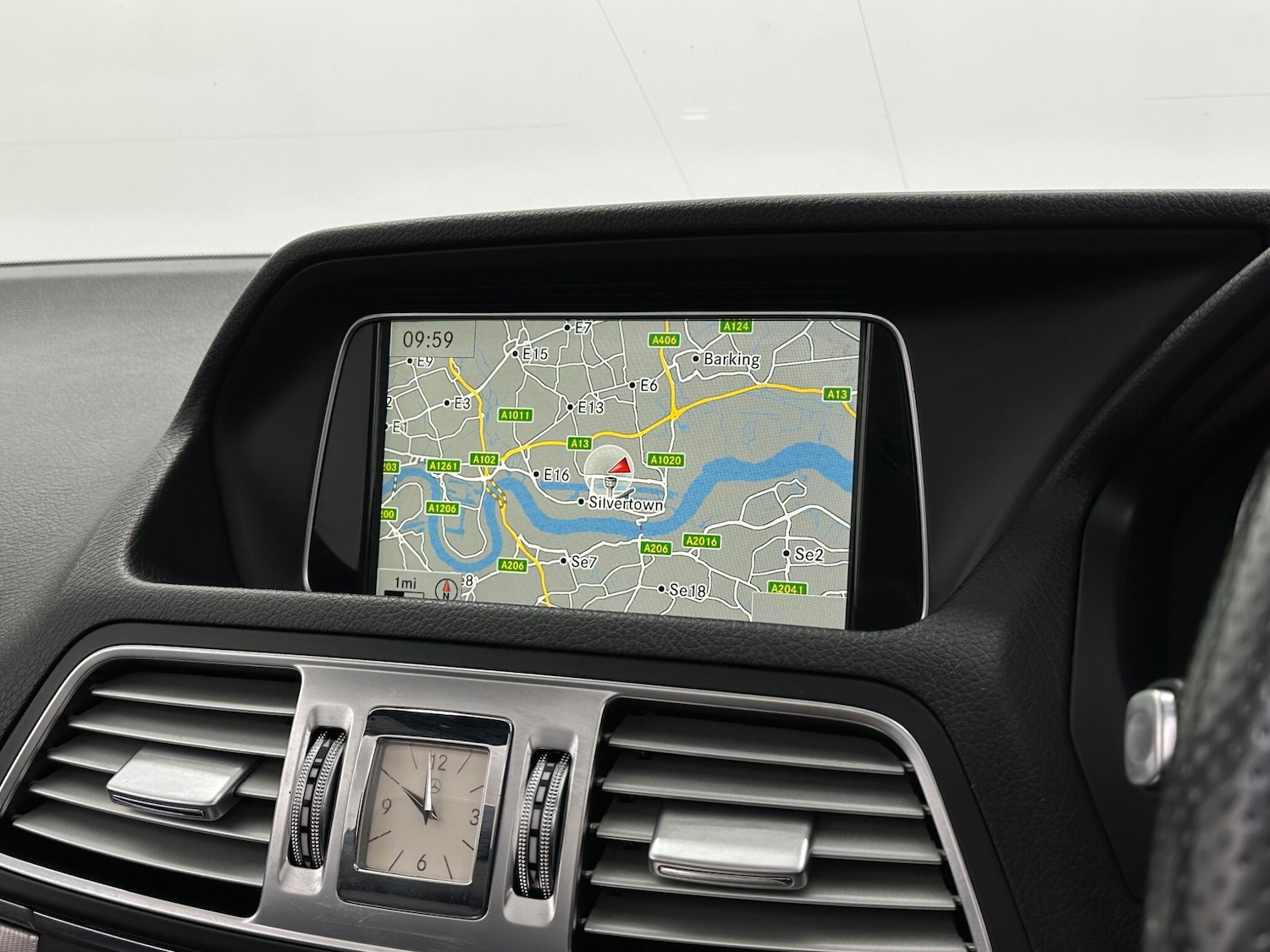 Used Mercedes-Benz E Class 2014 for sale - 76878876: Photo 22