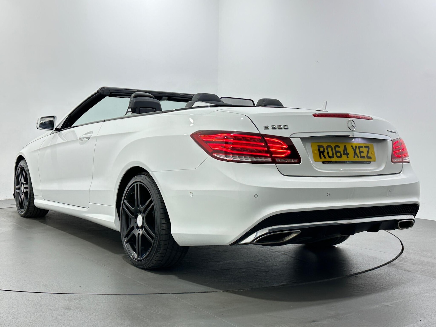 Used Mercedes-Benz E Class 2014 for sale - 76878876: Photo 38