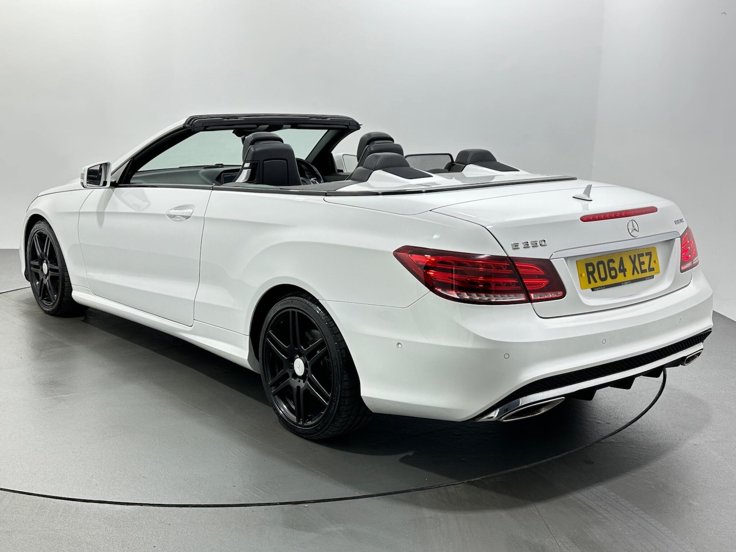 Used Mercedes-Benz E Class 2014 for sale - 76878876: Photo 6