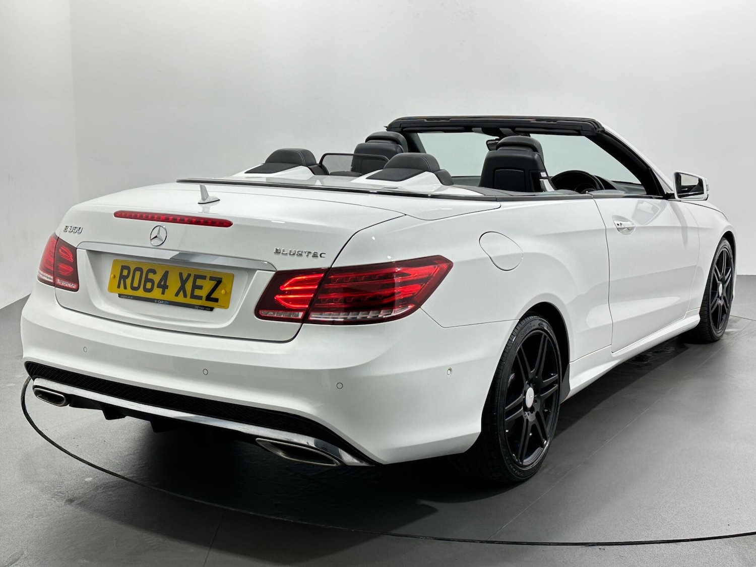 Used Mercedes-Benz E Class 2014 for sale - 76878876: Photo 8