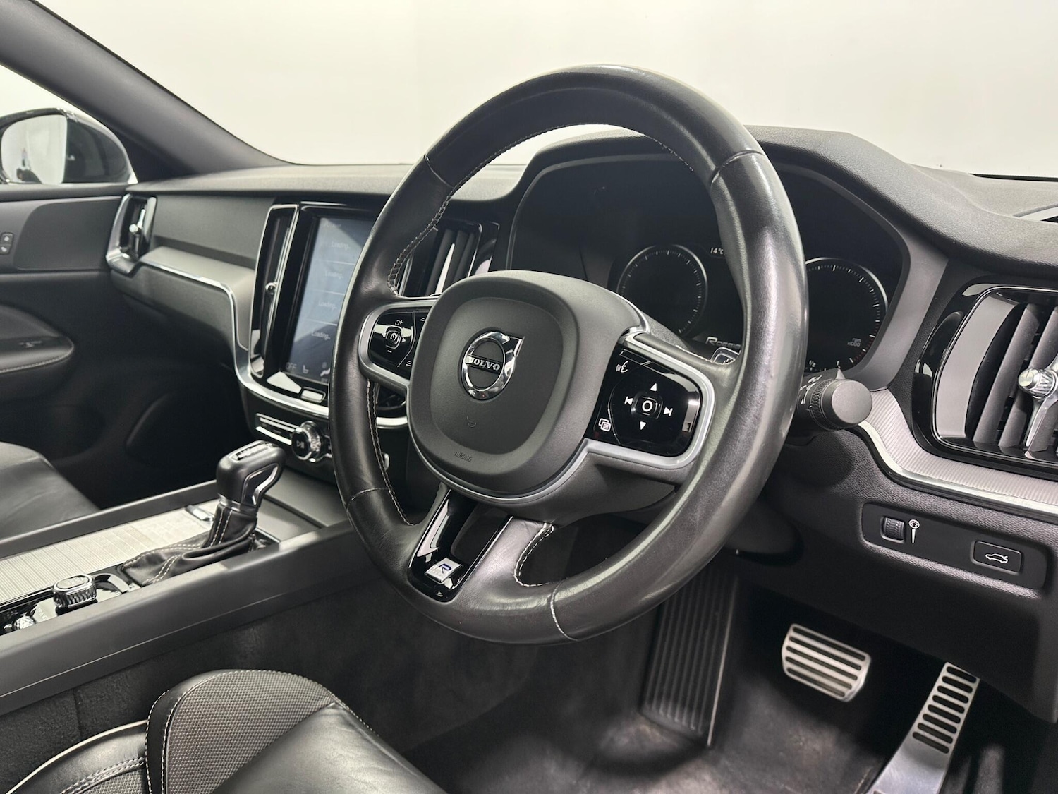 Used Volvo S60 2020 for sale - 77683518: Photo 10