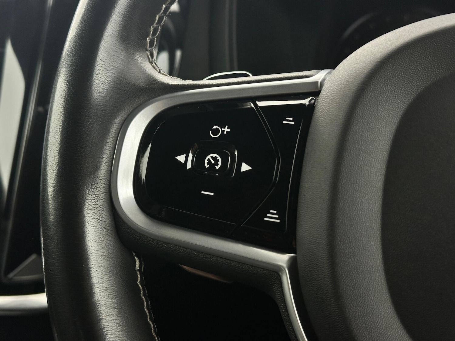 Used Volvo S60 2020 for sale - 77683518: Photo 14