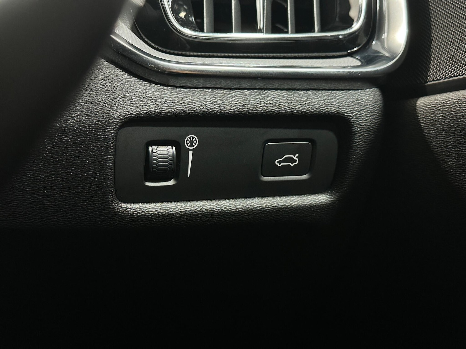 Used Volvo S60 2020 for sale - 77683518: Photo 17