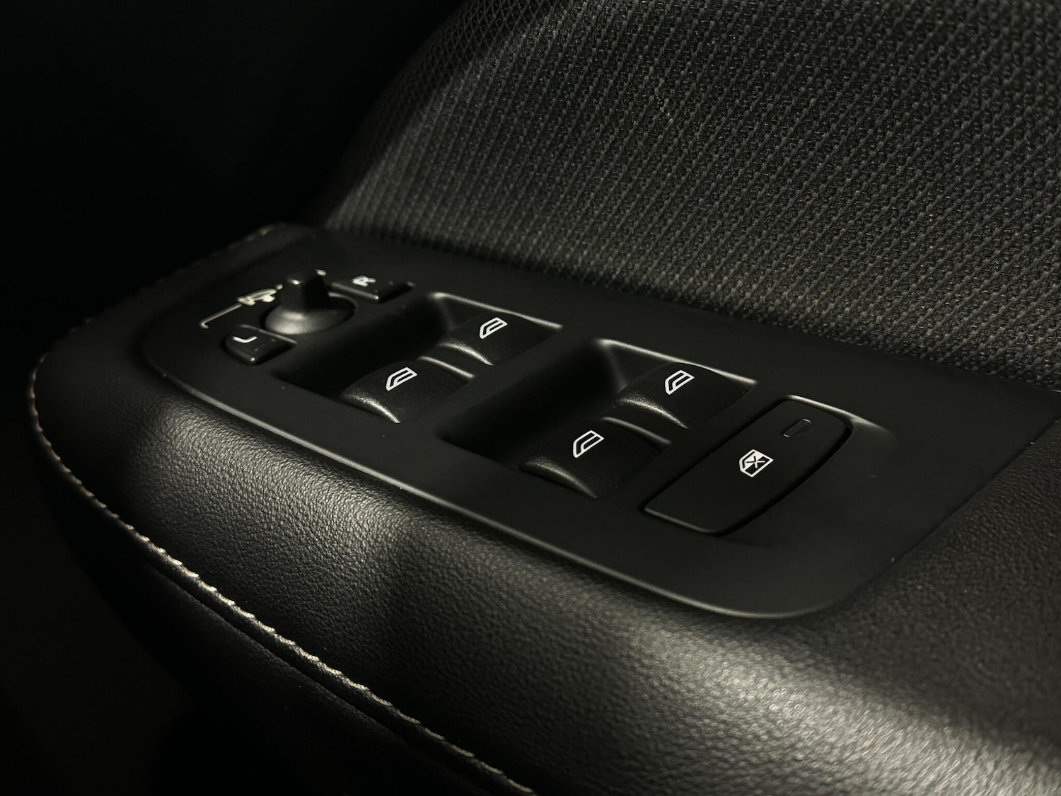 Used Volvo S60 2020 for sale - 77683518: Photo 19