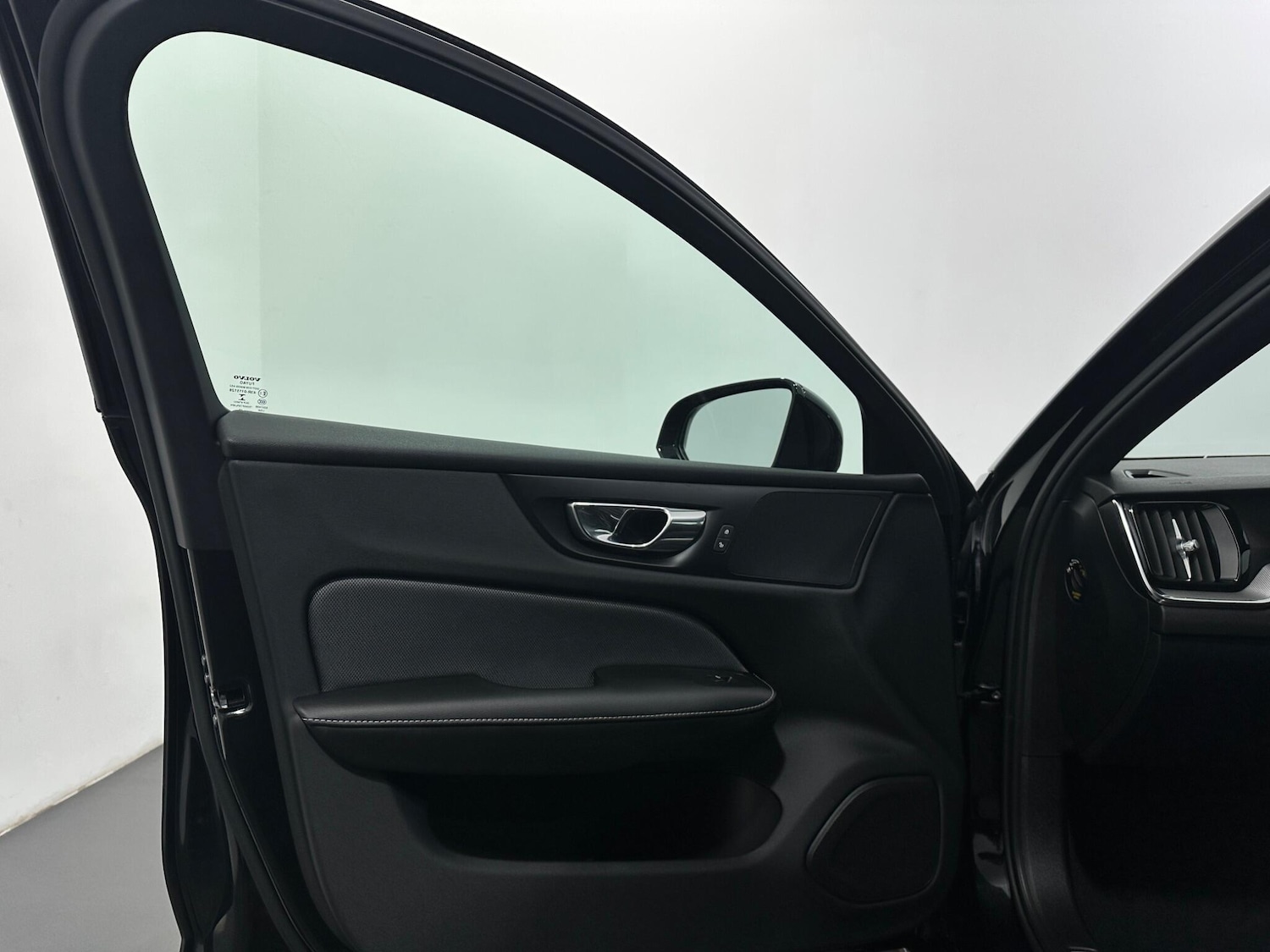 Used Volvo S60 2020 for sale - 77683518: Photo 36