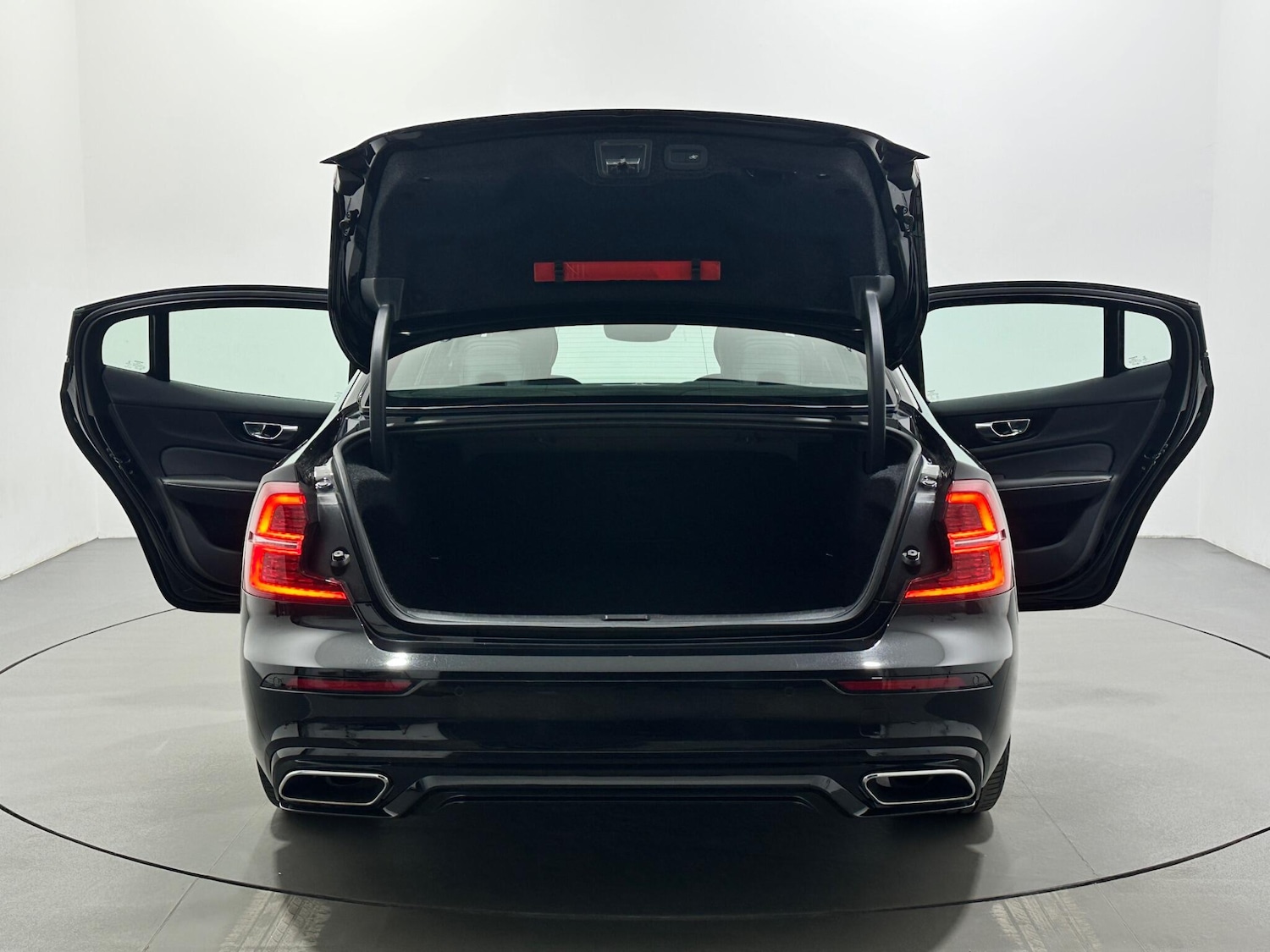 Used Volvo S60 2020 for sale - 77683518: Photo 43