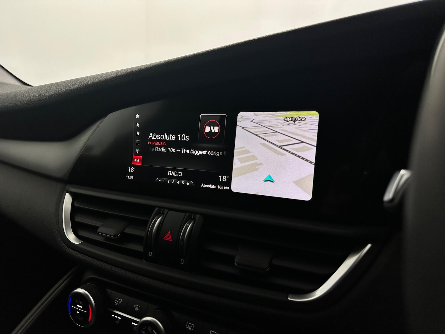 Used Alfa Romeo Giulia 2017 for sale - 77784007: Photo 25