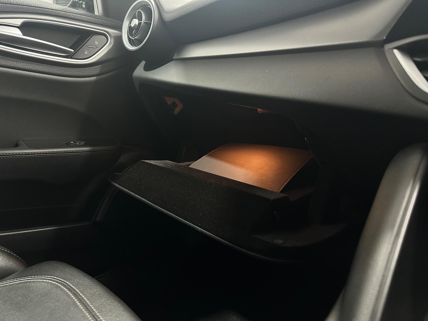 Used Alfa Romeo Giulia 2017 for sale - 77784007: Photo 27