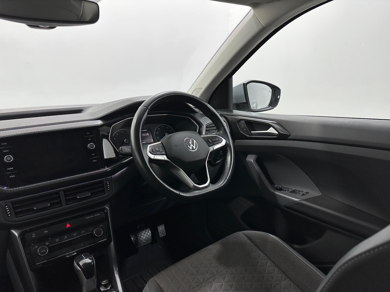 Used Volkswagen T-Cross 2021 for sale - 76878628: Photo 11