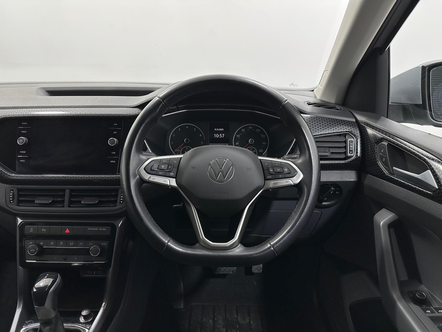 Used Volkswagen T-Cross 2021 for sale - 76878628: Photo 12