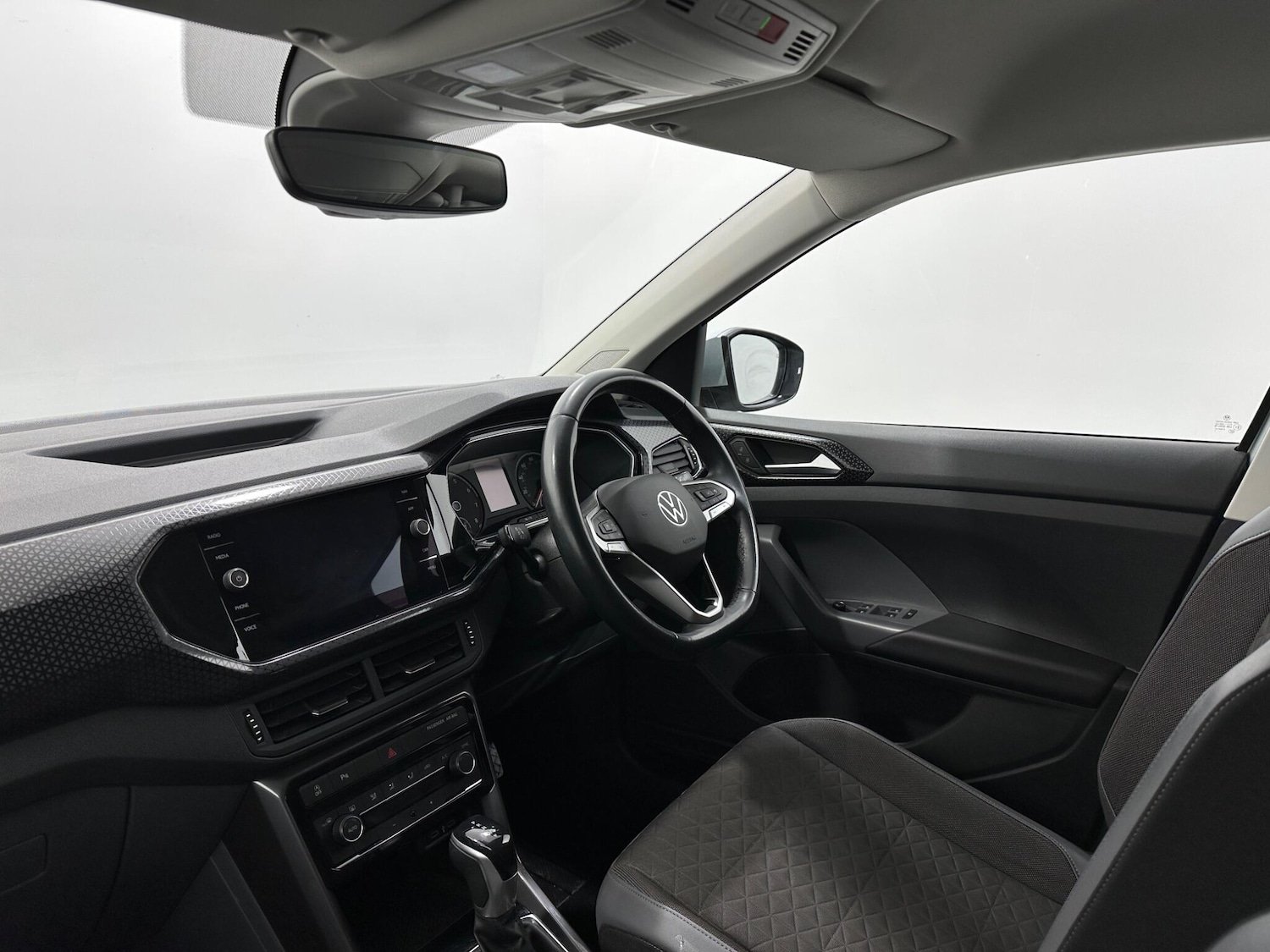 Used Volkswagen T-Cross 2021 for sale - 76878628: Photo 28