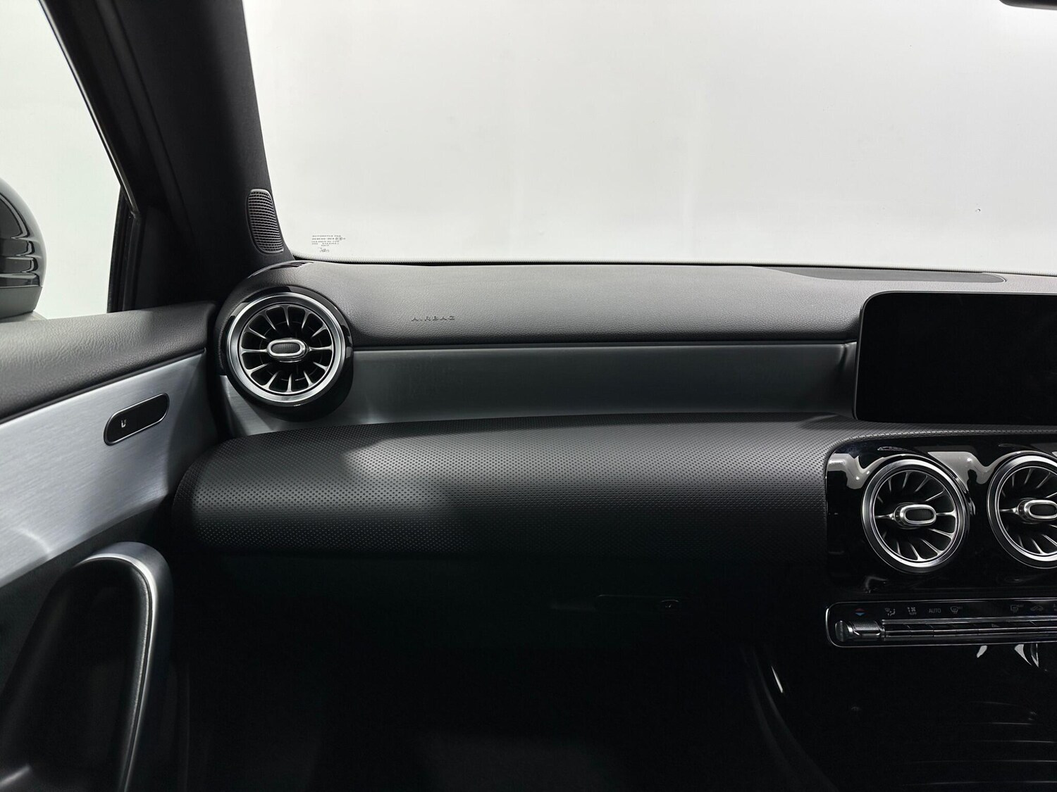 Used Mercedes-Benz A-Class 2019 for sale - 78033983: Photo 30