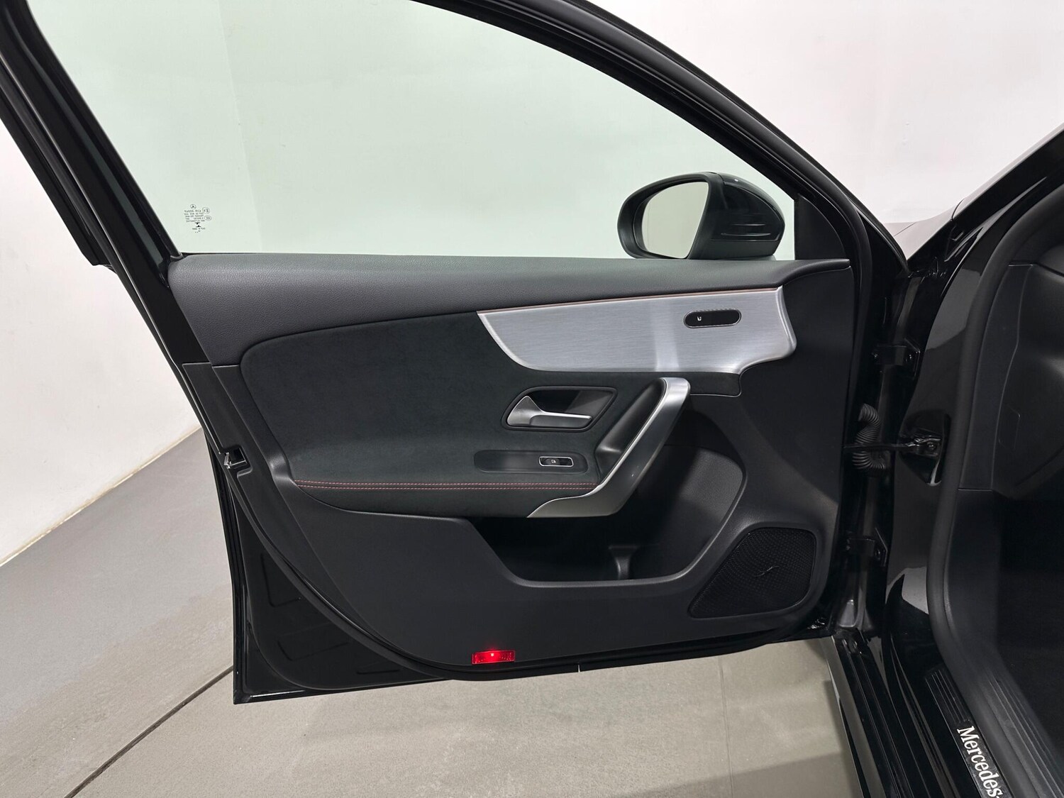 Used Mercedes-Benz A-Class 2019 for sale - 78033983: Photo 38