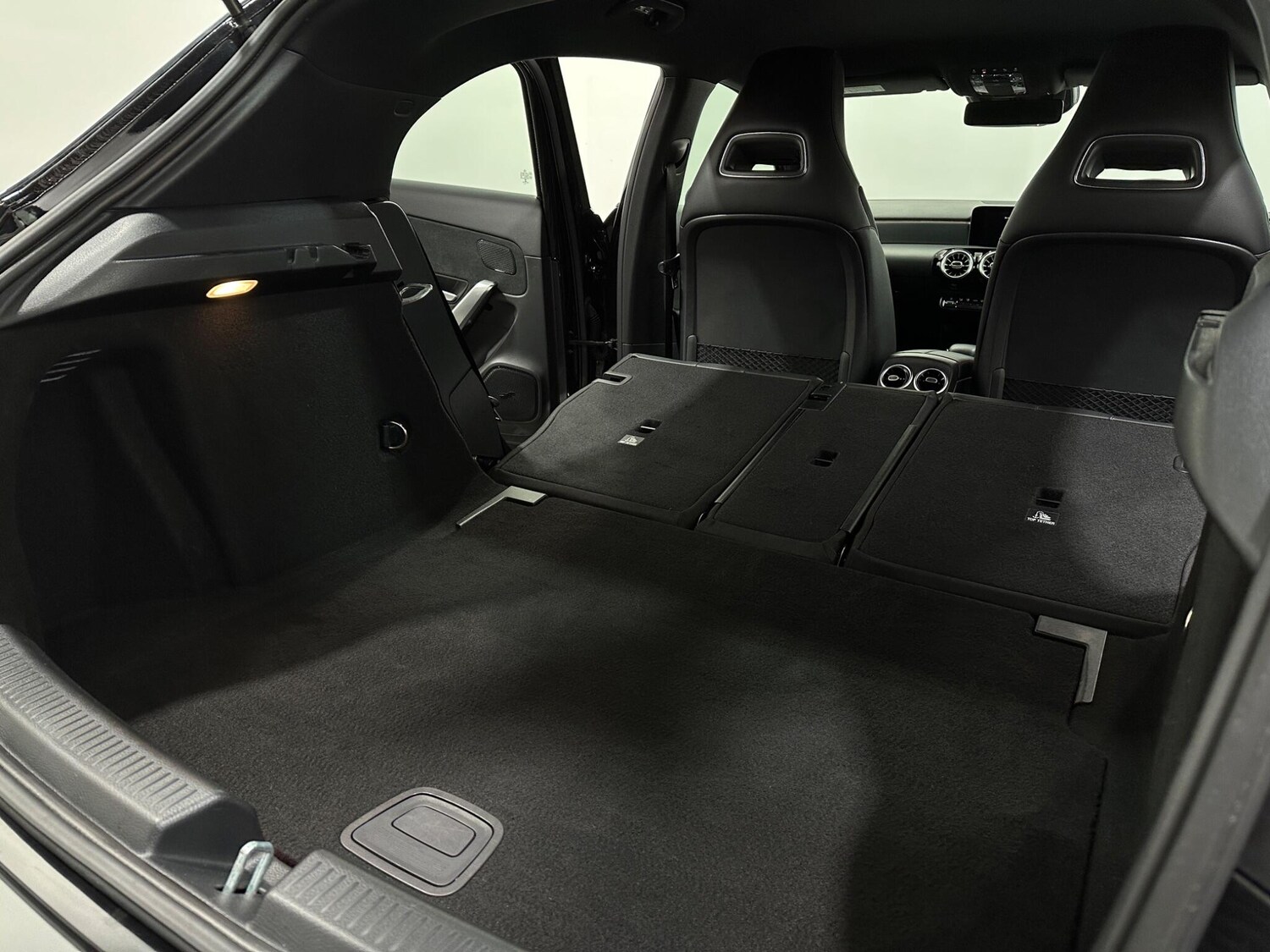 Used Mercedes-Benz A-Class 2019 for sale - 78033983: Photo 46