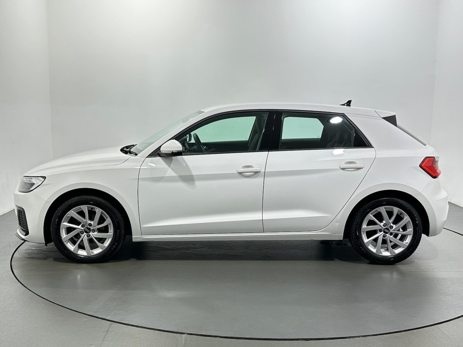 Used Audi A1 2023 for sale - 76898508: Photo 5