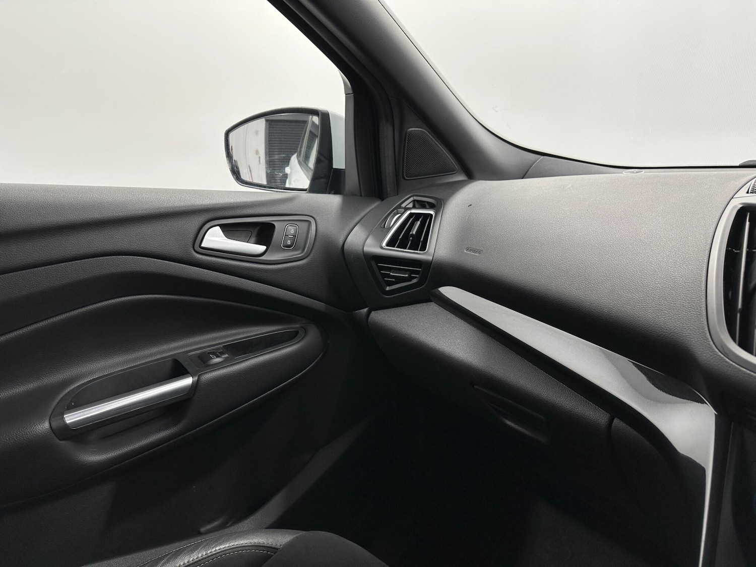 Used Ford Kuga 2018 for sale - 76878976: Photo 24