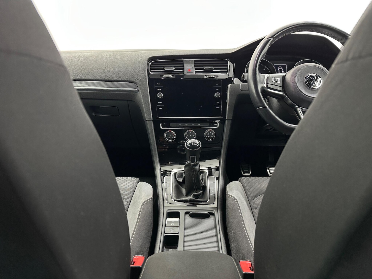 Used Volkswagen Golf 2019 for sale - 77377582: Photo 20