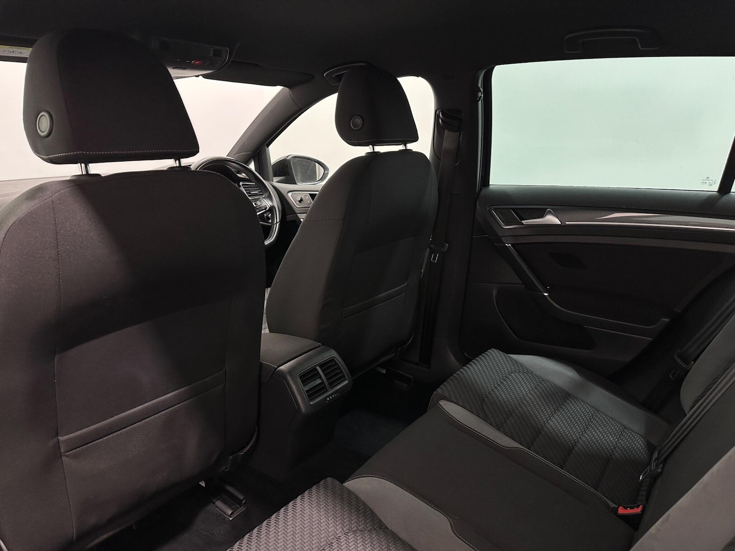 Used Volkswagen Golf 2019 for sale - 77377582: Photo 39