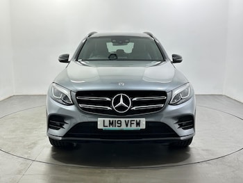 Used Mercedes-Benz GLC 2019 for sale - 79425479: Photo