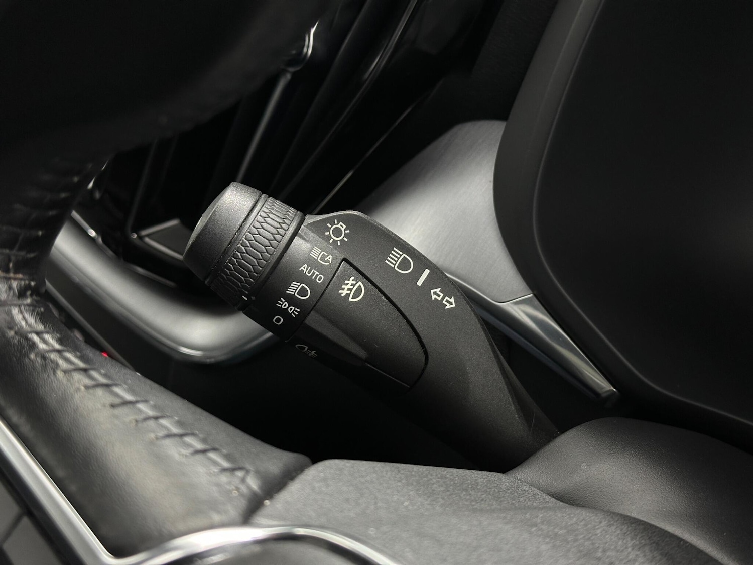 Used Volvo XC60 2021 for sale - 76878921: Photo 13