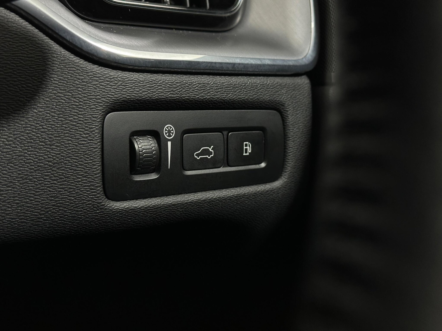 Used Volvo XC60 2021 for sale - 76878921: Photo 17