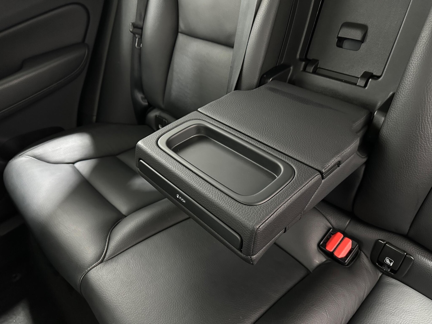 Used Volvo XC60 2021 for sale - 76878921: Photo 37