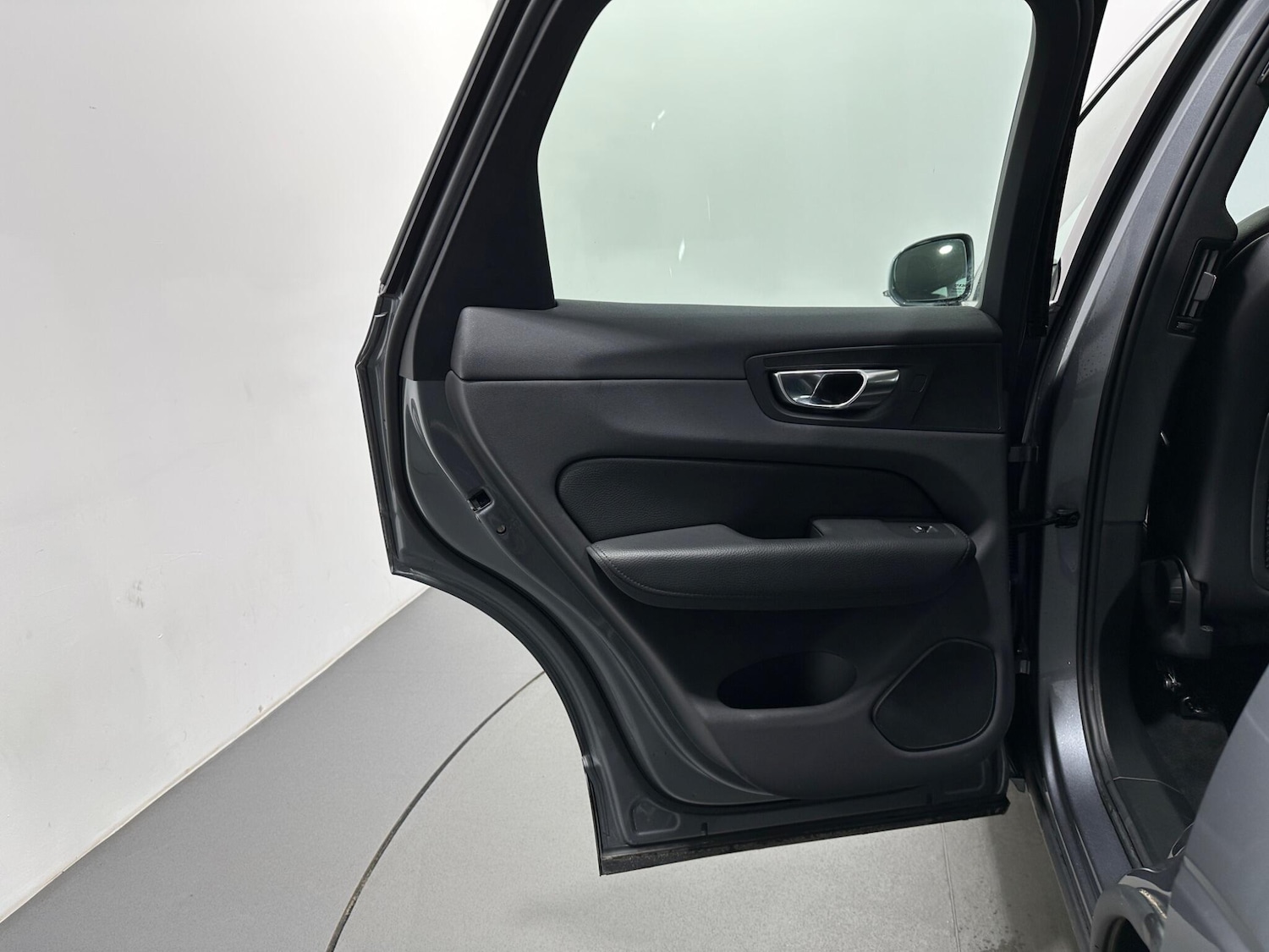 Used Volvo XC60 2021 for sale - 76878921: Photo 39