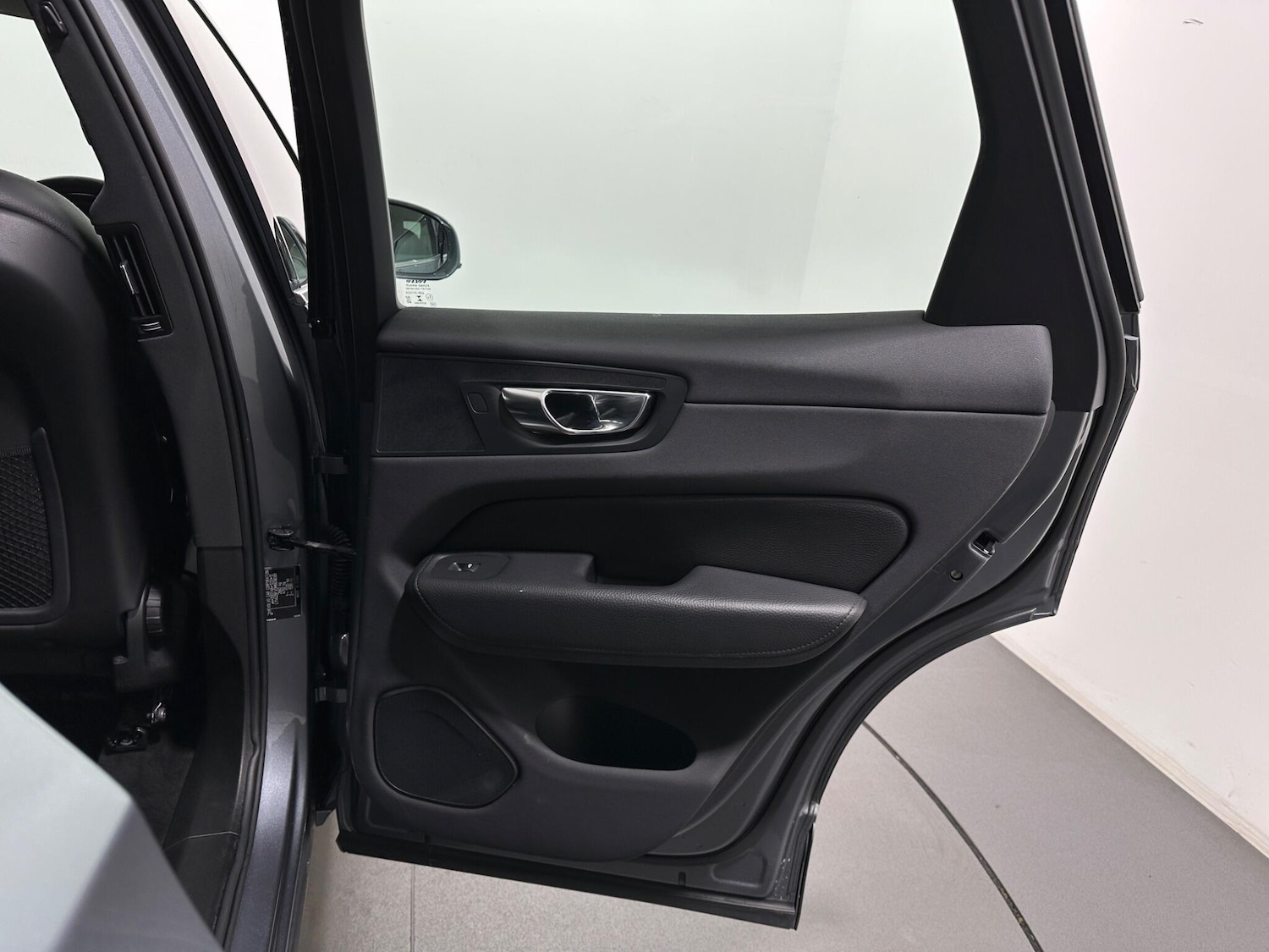 Used Volvo XC60 2021 for sale - 76878921: Photo 42