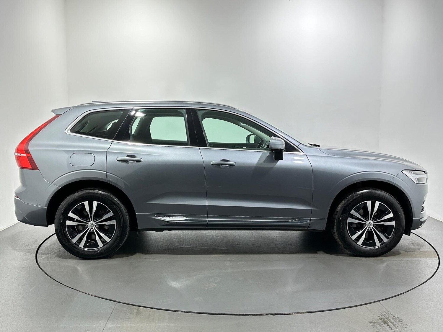 Used Volvo XC60 2021 for sale - 76878921: Photo 9