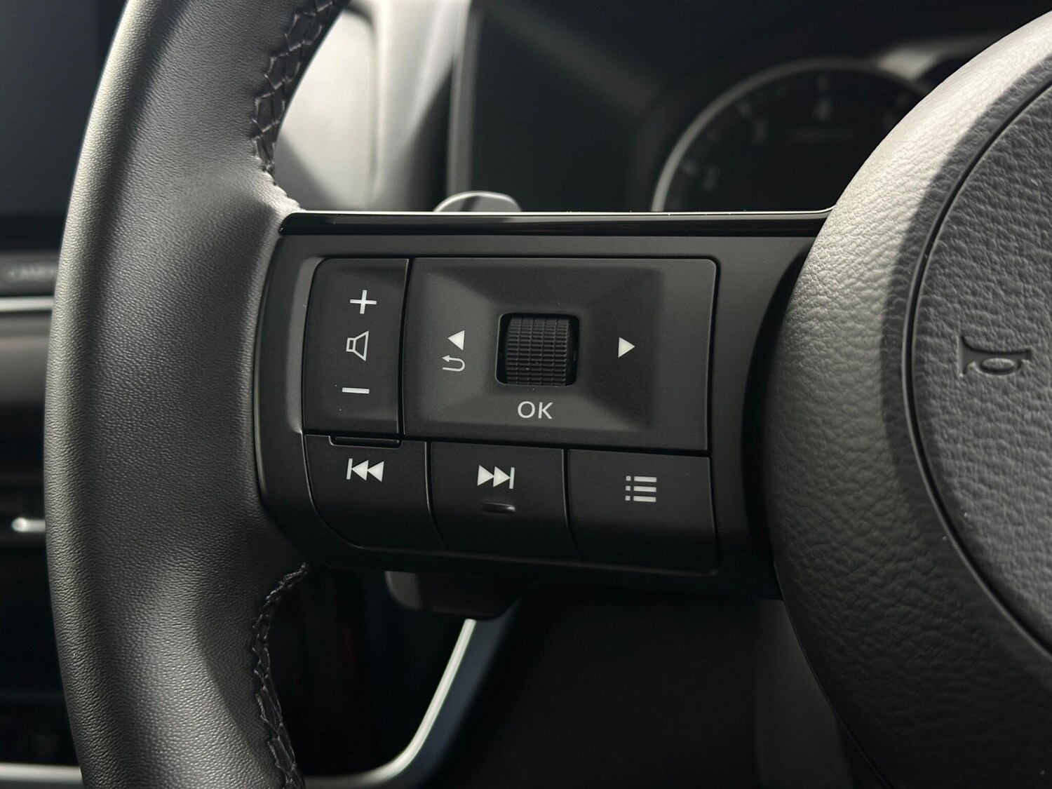 Used Nissan Qashqai for sale - 77497107: Photo 14