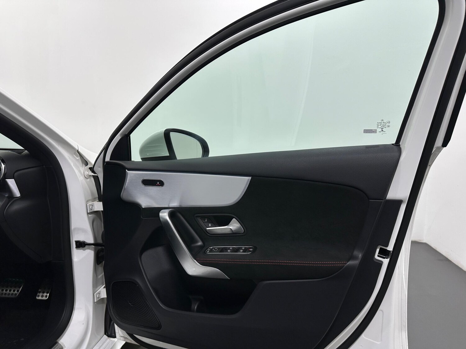 Used Mercedes-Benz A-Class for sale - 77575042: Photo 35