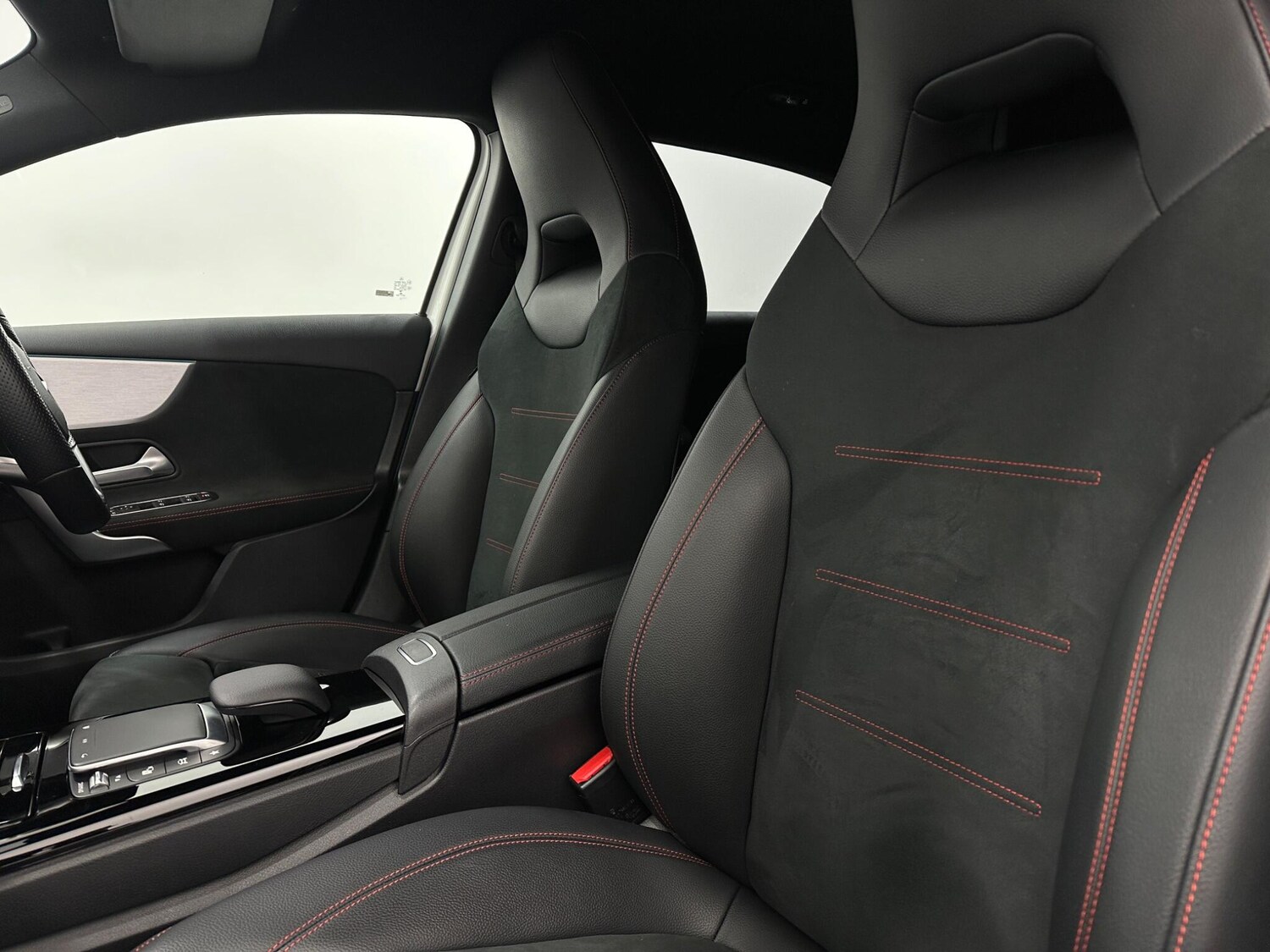 Used Mercedes-Benz A-Class for sale - 77575042: Photo 37