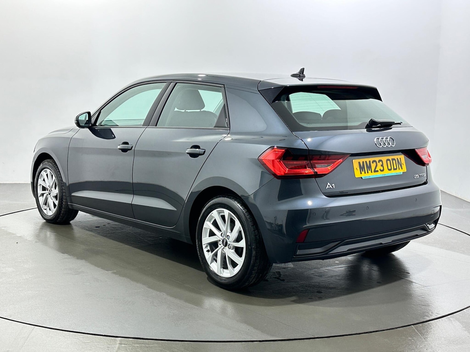 Used Audi A1 for sale - 77710317: Photo 6