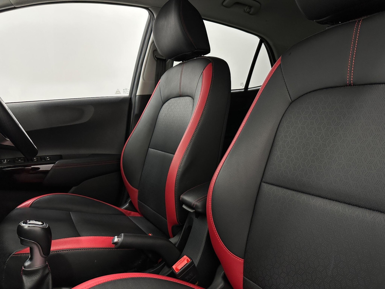 Used Kia Picanto 2021 for sale - 76878658: Photo 31