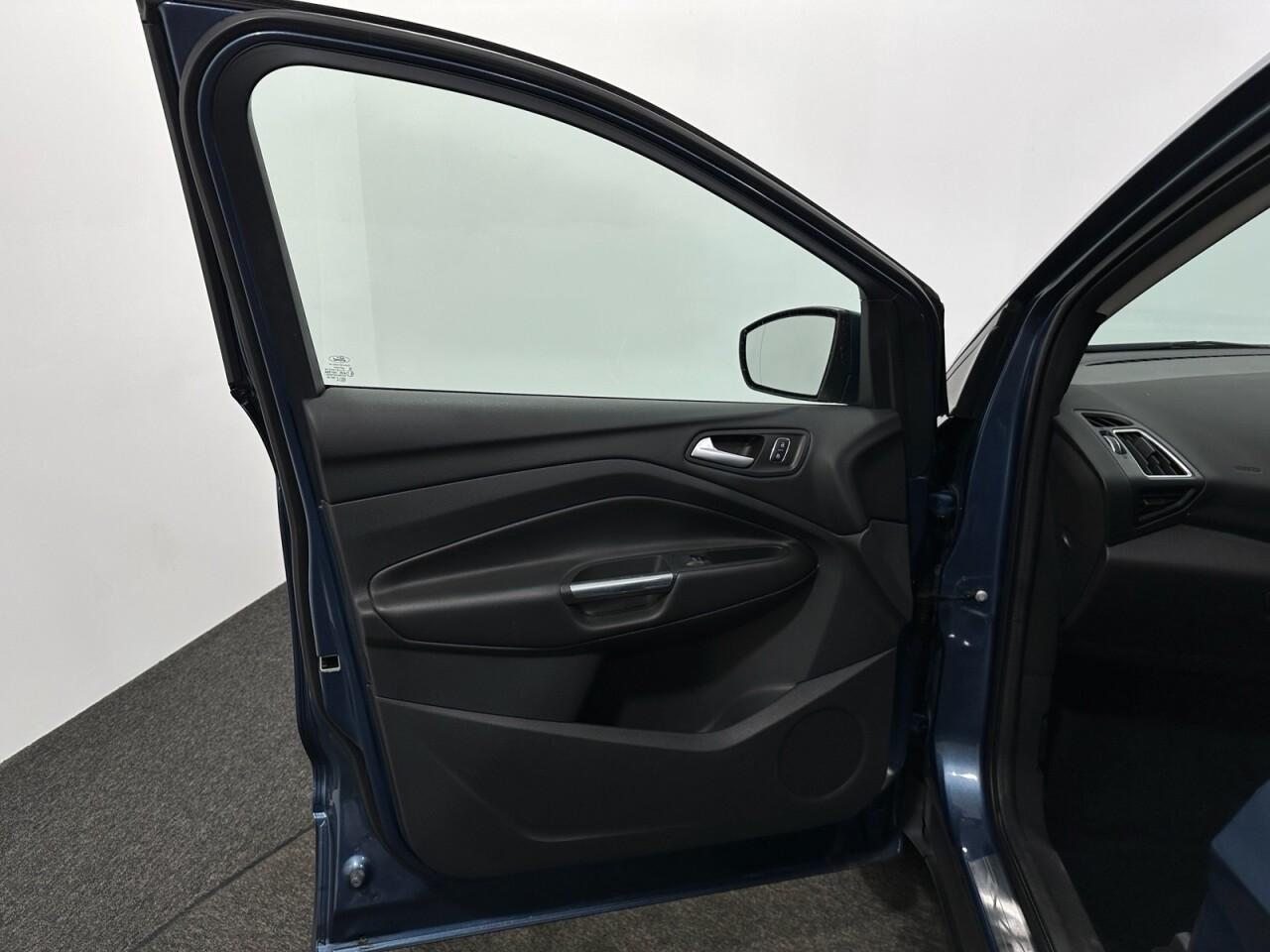 Used Ford Kuga 2019 for sale - 76878568: Photo 35