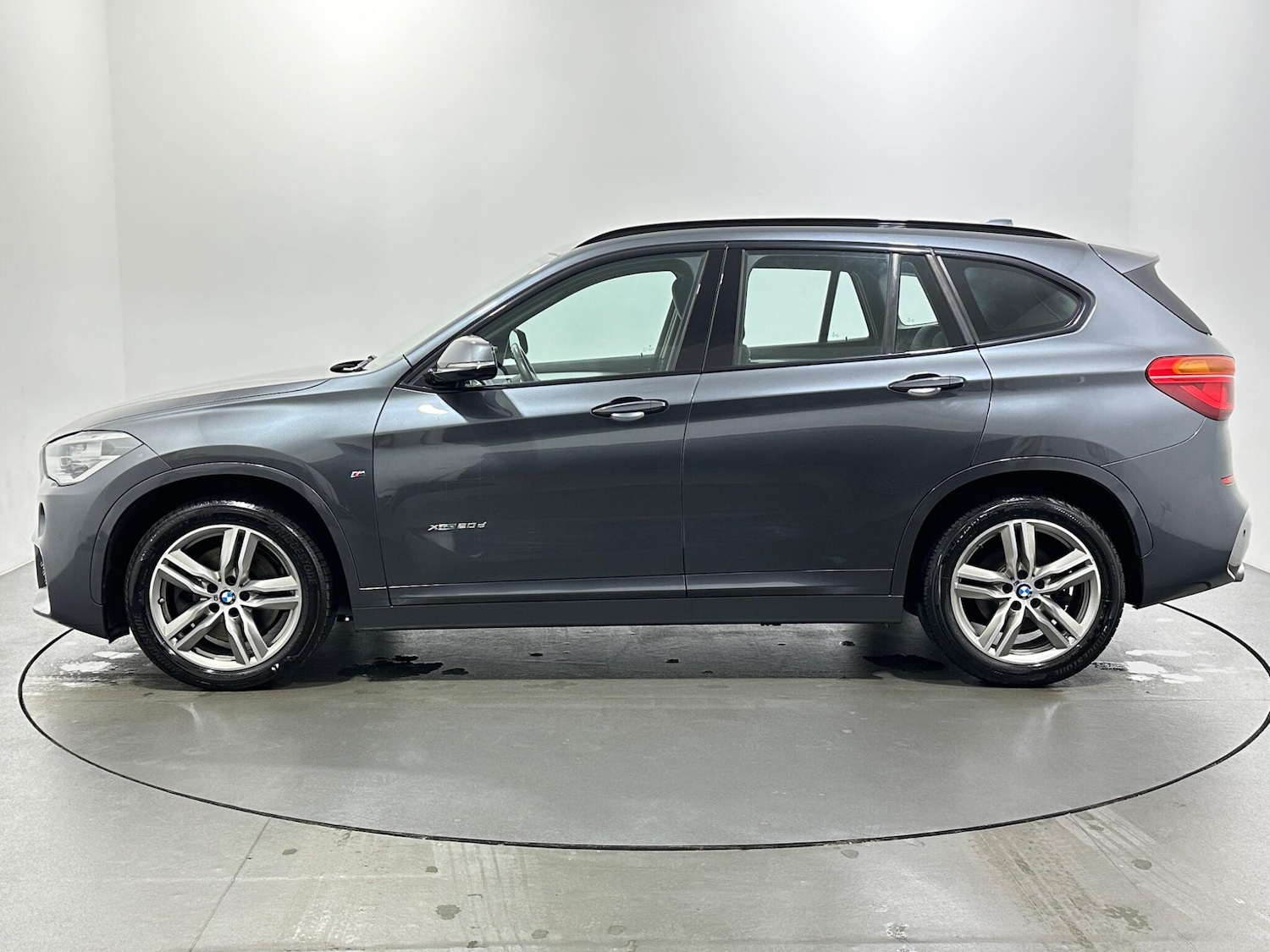 Used BMW X1 2017 for sale - 76878944: Photo 5