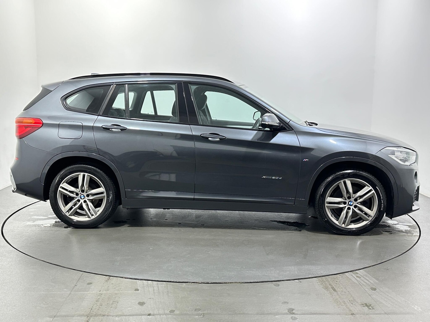 Used BMW X1 2017 for sale - 76878944: Photo 9