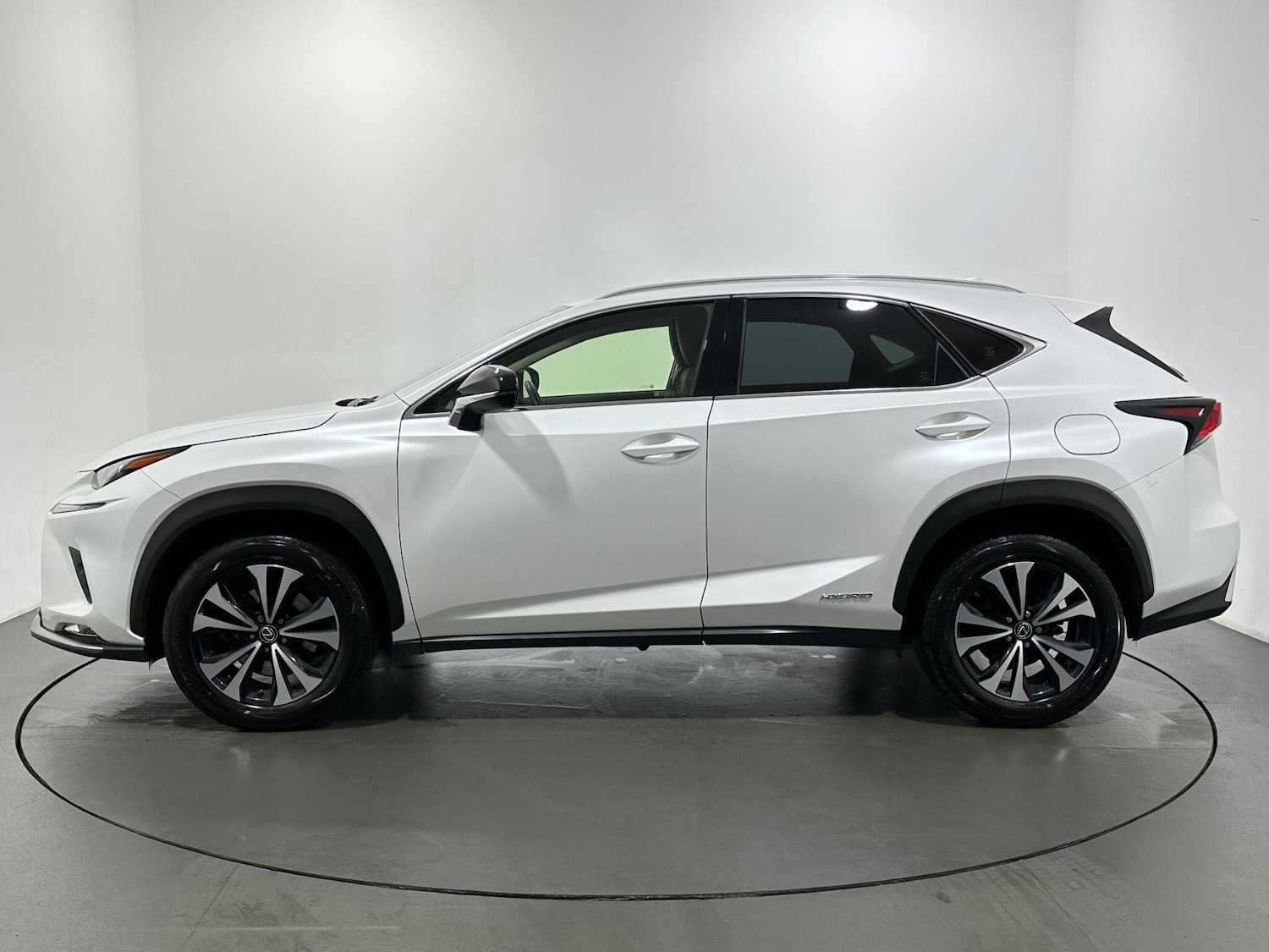 Used Lexus NX 2020 for sale - 76878503: Photo 5