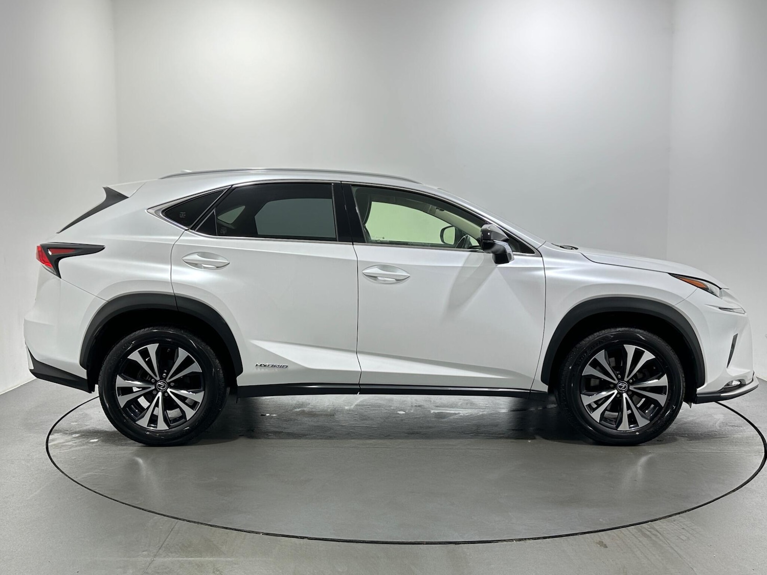 Used Lexus NX 2020 for sale - 76878503: Photo 9