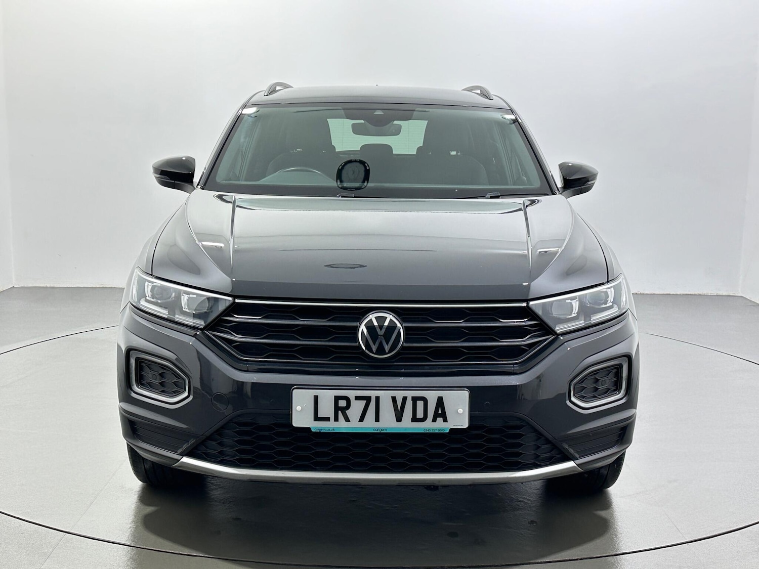 Used Volkswagen T-Roc for sale - 77455663: Photo 3
