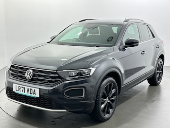 Used Volkswagen T-Roc 2021 for sale - 77455663: Photo