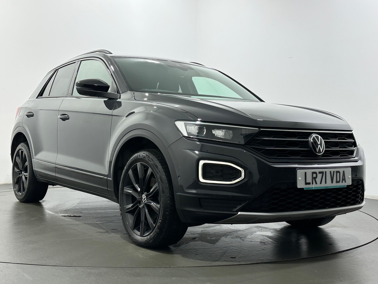 Used Volkswagen T-Roc for sale - 77455663: Photo 52