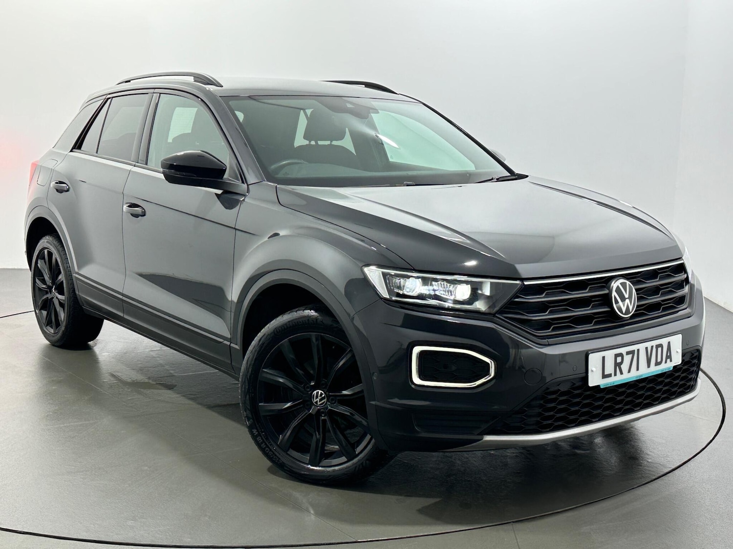 Used Volkswagen T-Roc for sale - 77455663: Photo 54