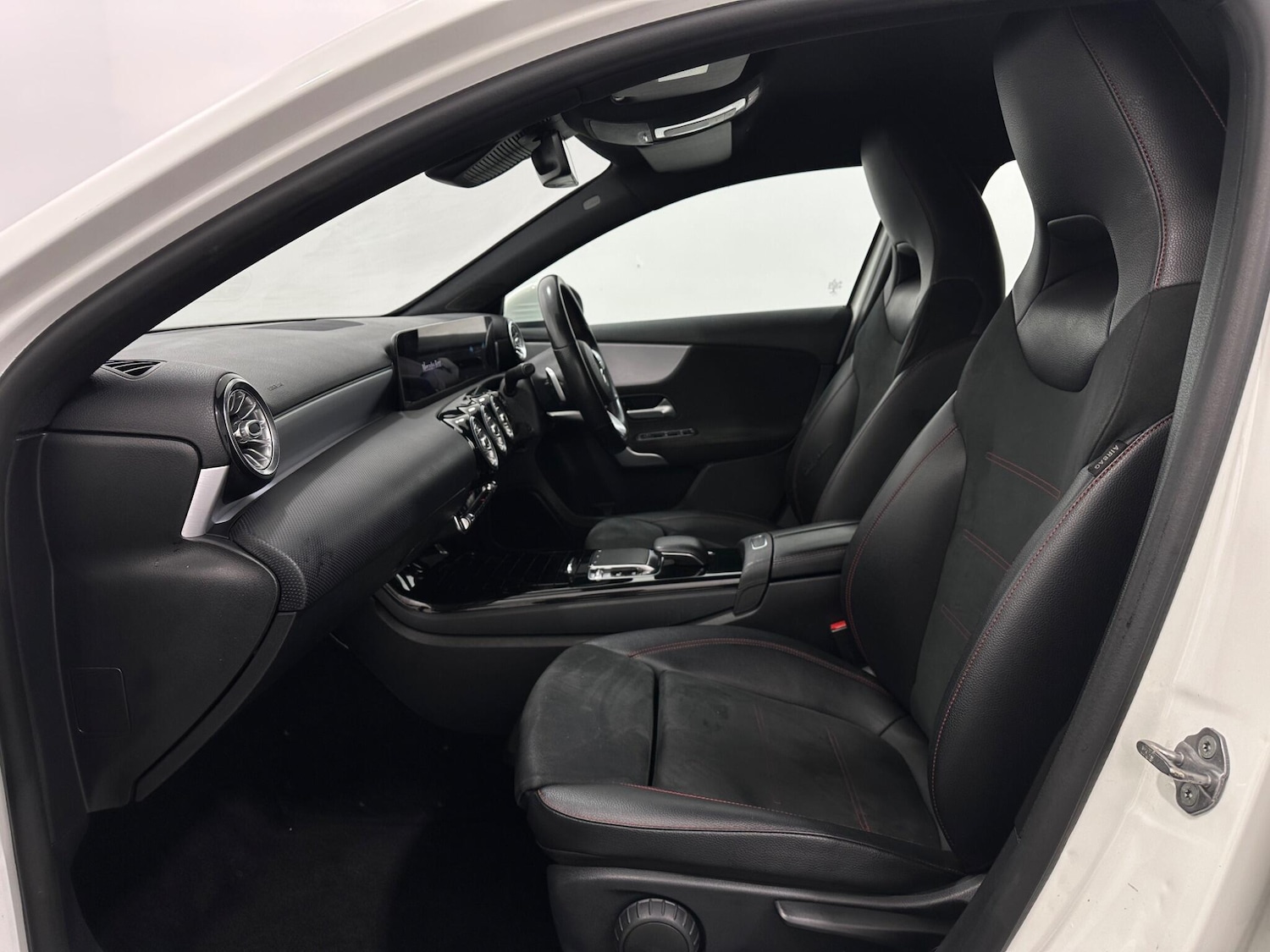 Used Mercedes-Benz A-Class 2019 for sale - 77387689: Photo 35