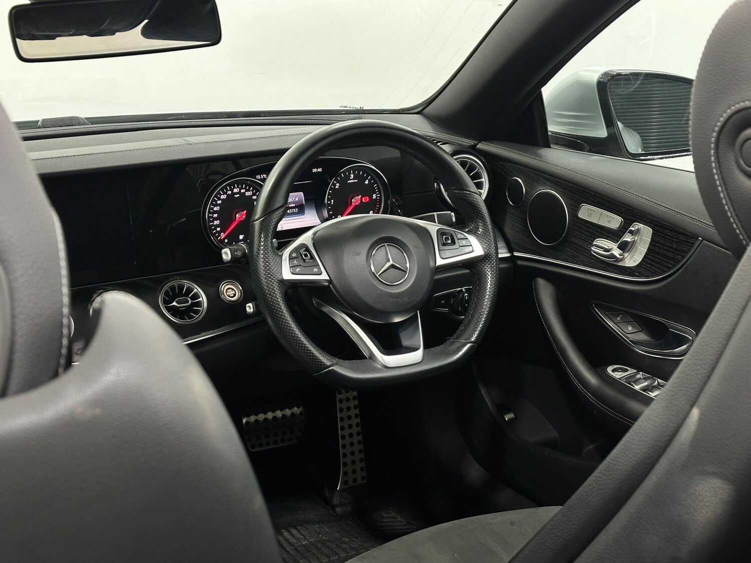 Used Mercedes-Benz E Class for sale - 77808273: Photo 12